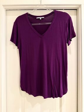 Emma’s Closet V-Neck Short Sleeve Top - Plum